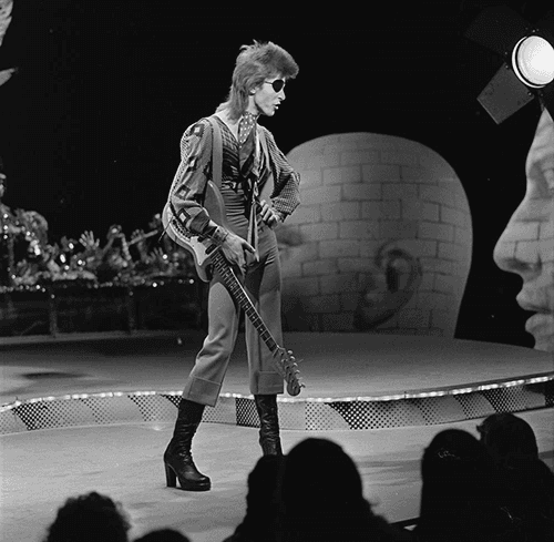 David Bowie on TopPop, 1974