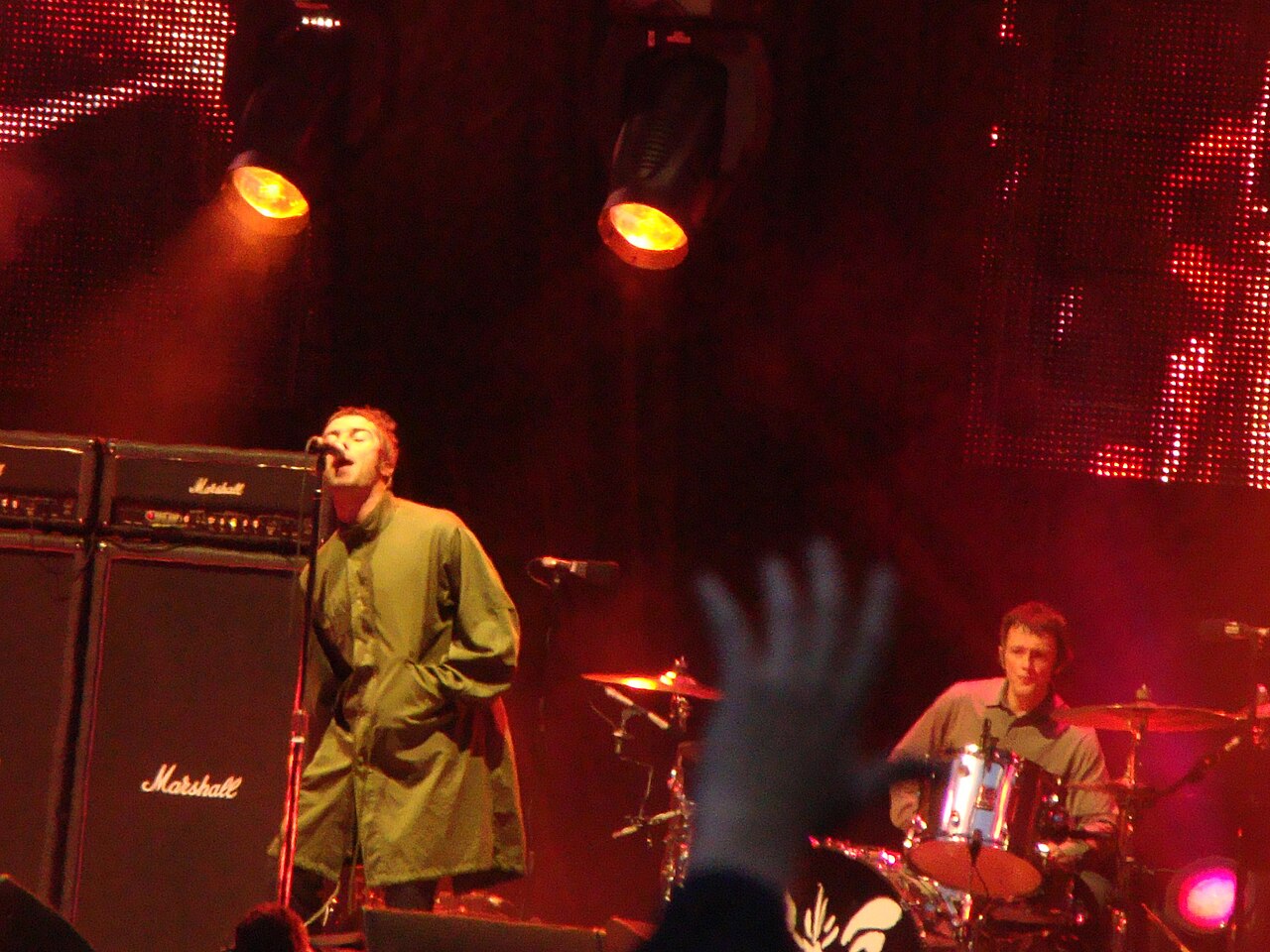 Liam Gallagher with Oasis, Stadium of Light, Sunderland, 10 June 2009